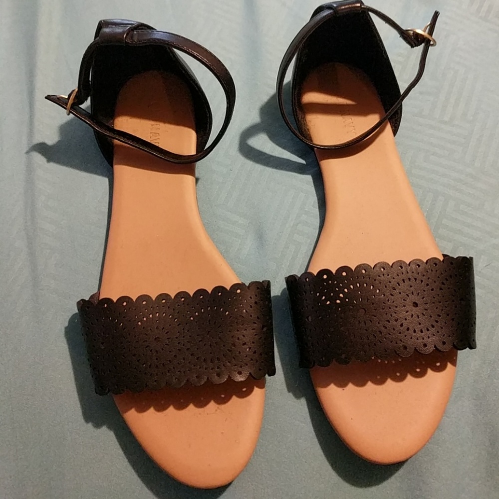 Old Navy sandals