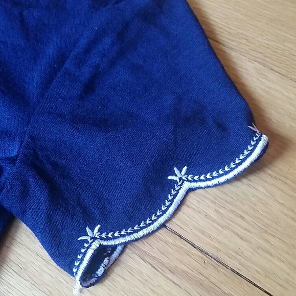 Marvel by her Universe Captain America top - Picture 3 of 4