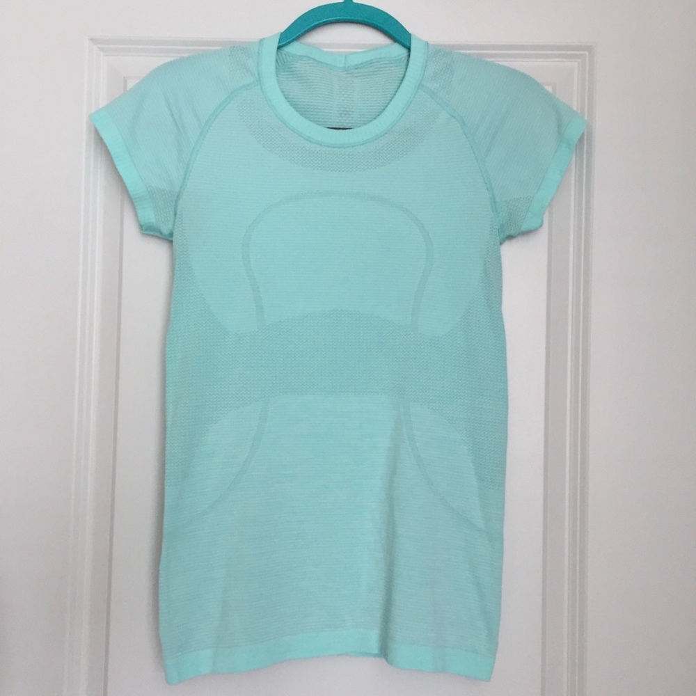 Lululemon Swiftly crew neck shirt