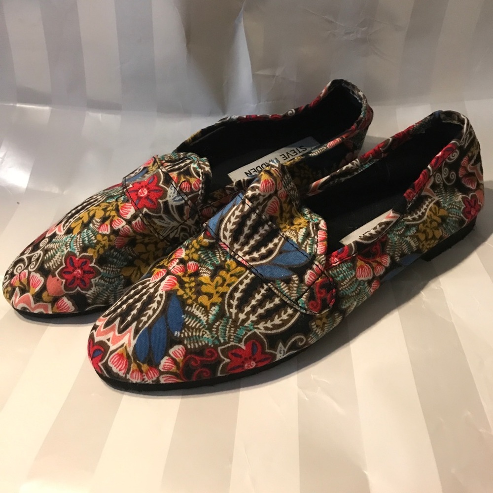 Steve Madden Eltonn flats