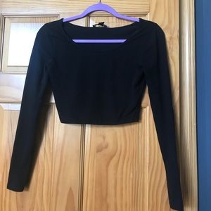 Black Long Sleeve Crop Top