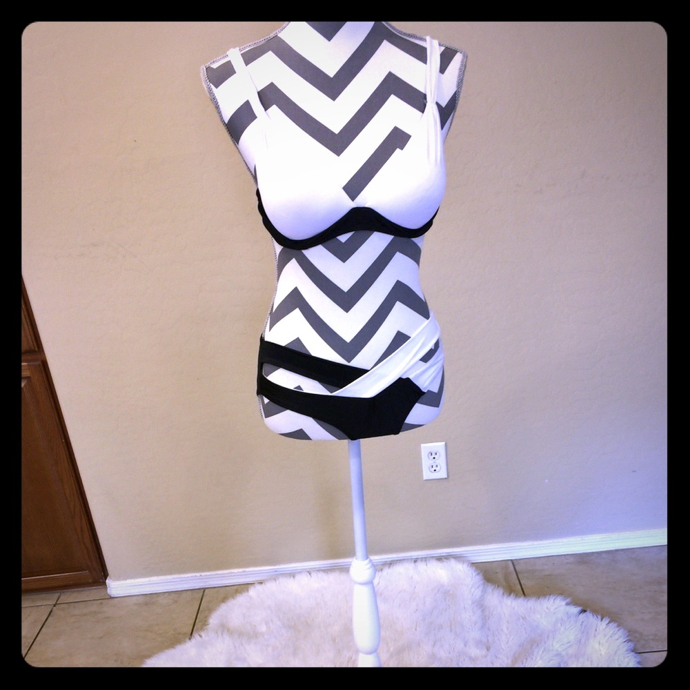 City 2 Piece Swimming Suit .👙🌊