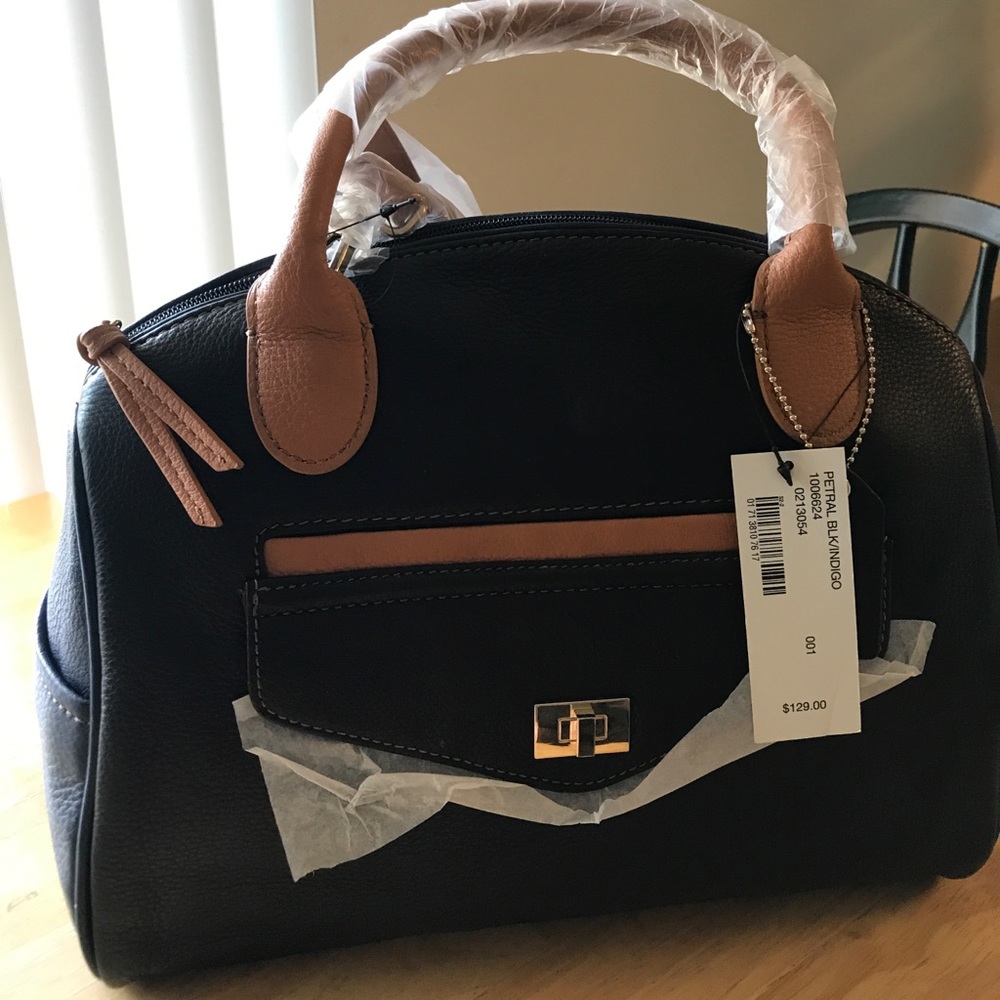 Brand New Naturalizer Genuine Leather Bag!