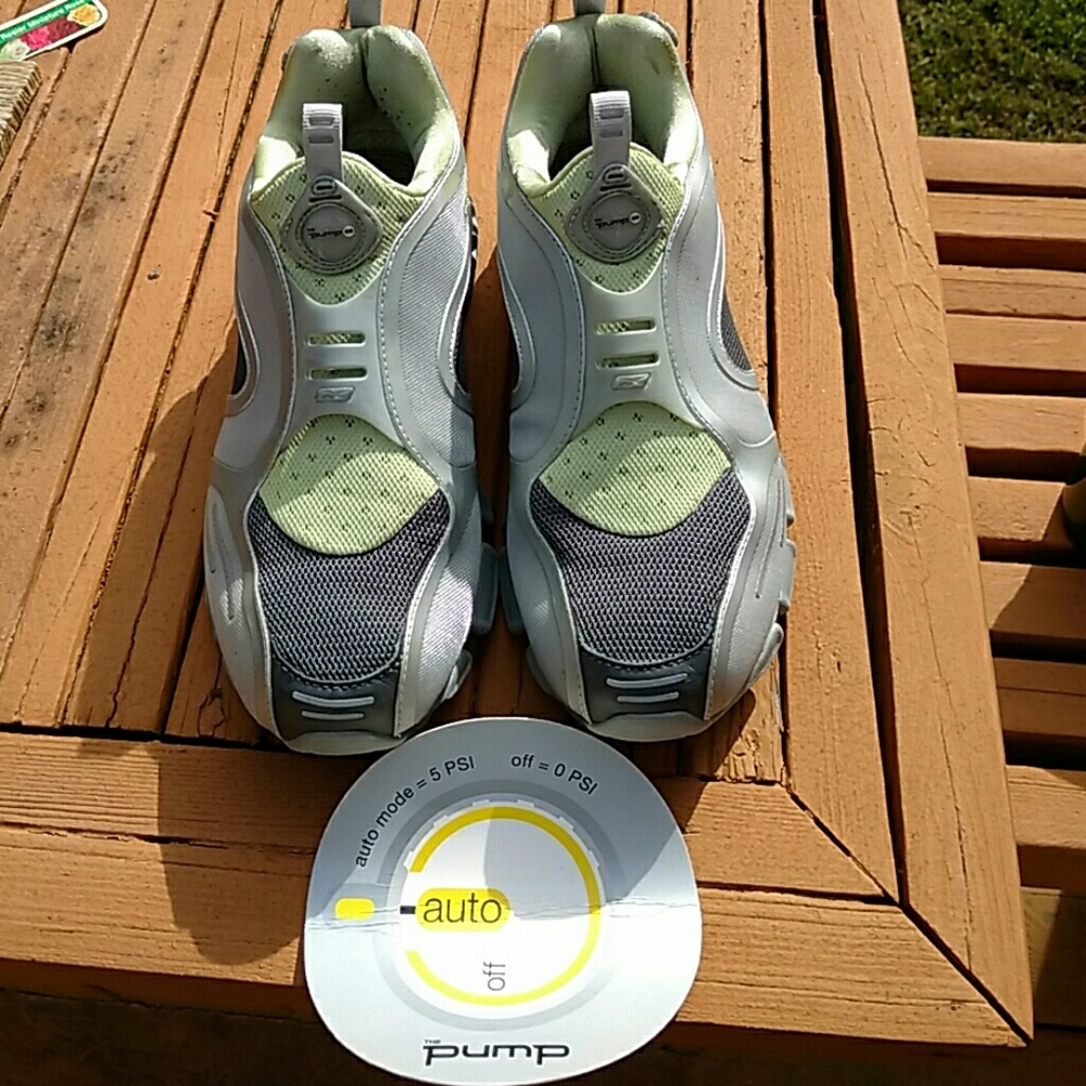 Running shoe