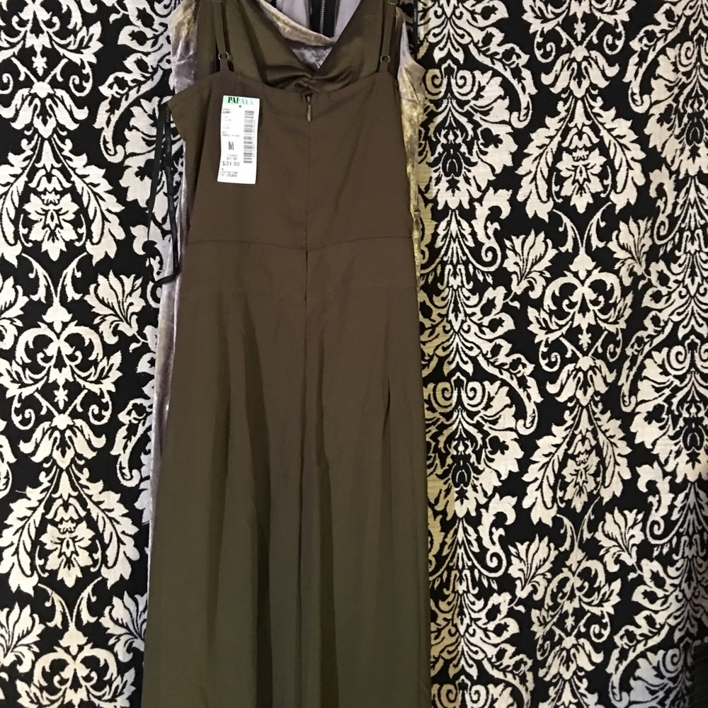 Jumpsuit - Picture 3 of 5
