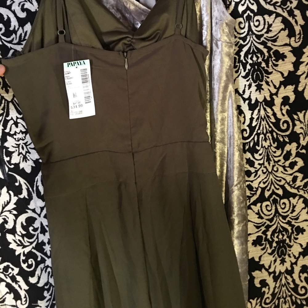 Jumpsuit - Picture 4 of 5