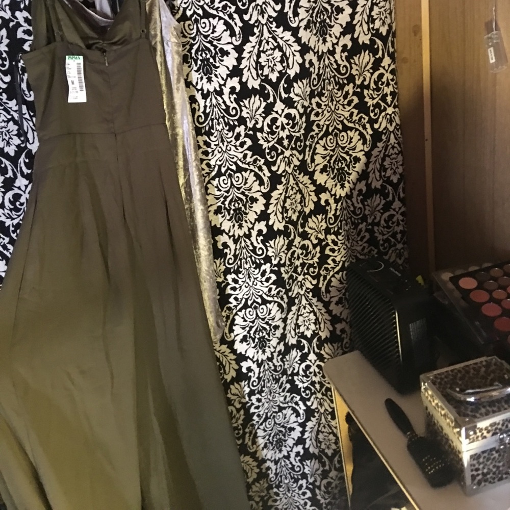 Jumpsuit - Picture 5 of 5