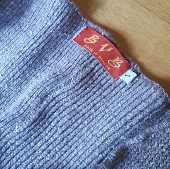 French asymmetrical sweater - Picture 2 of 5