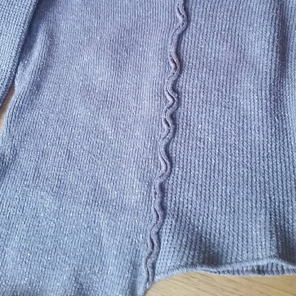 French asymmetrical sweater - Picture 3 of 5