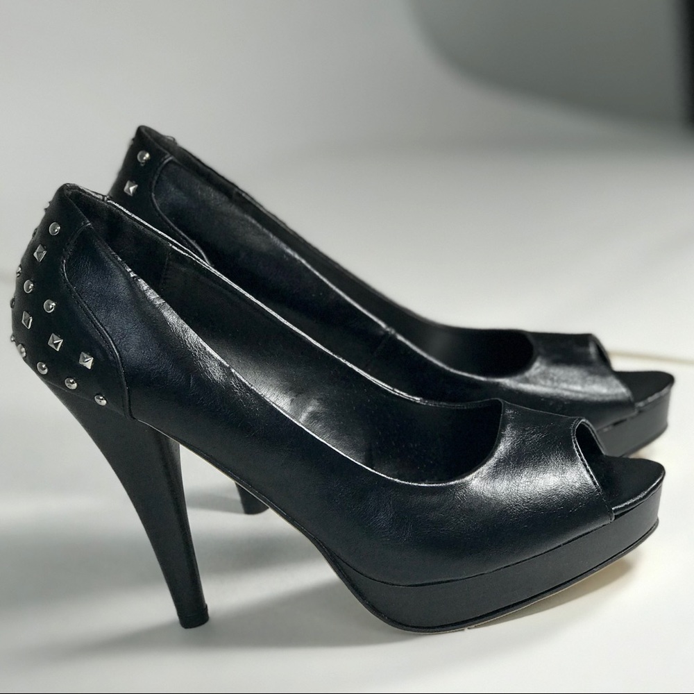 MADDEN GIRL Black Studded Heels Shoes Size 8.5