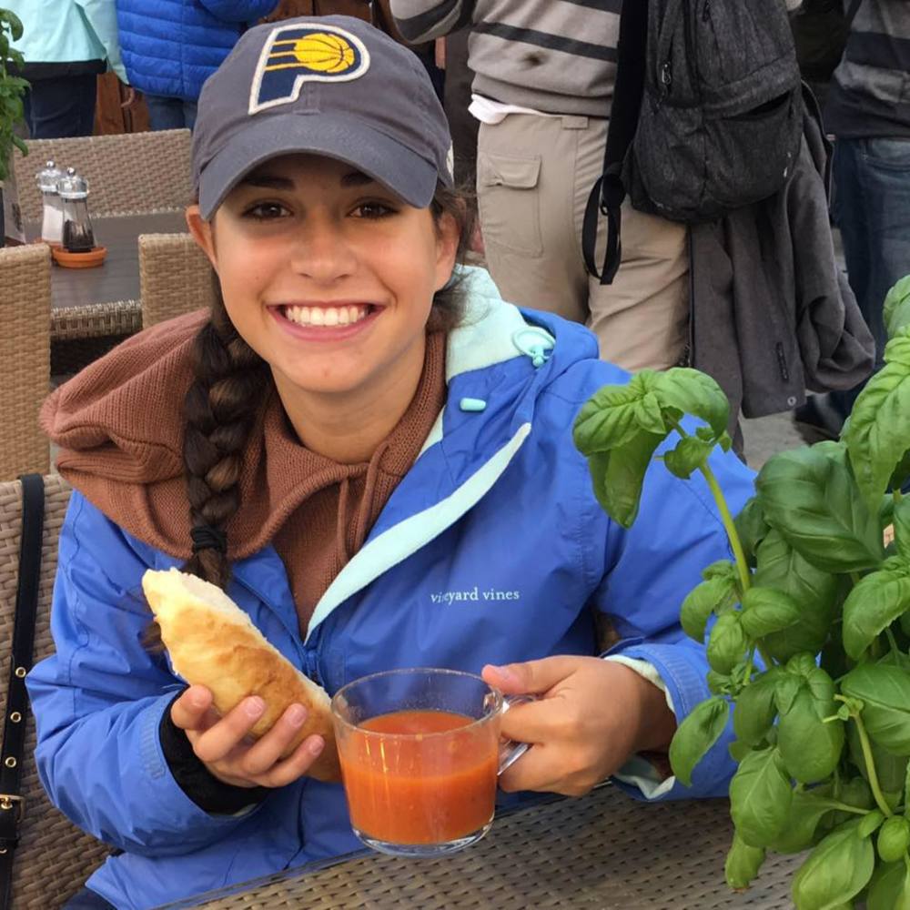 Meet your Posher, Abby