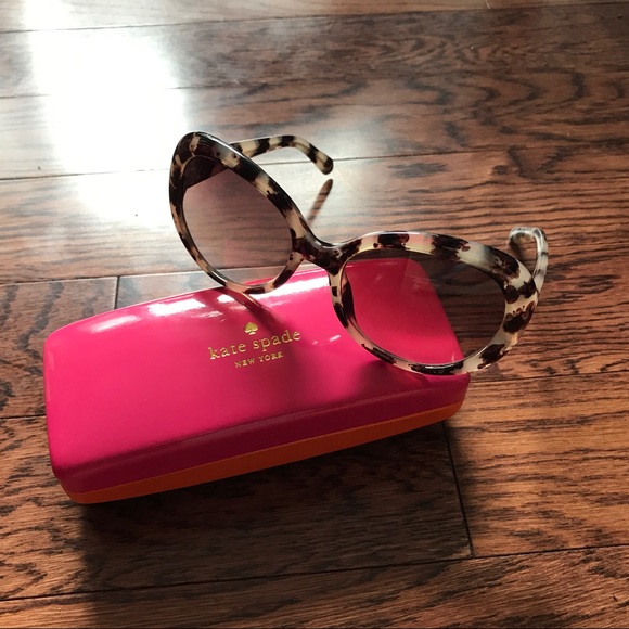 kate spade Accessories - Kate Spade UMA Sunglasses