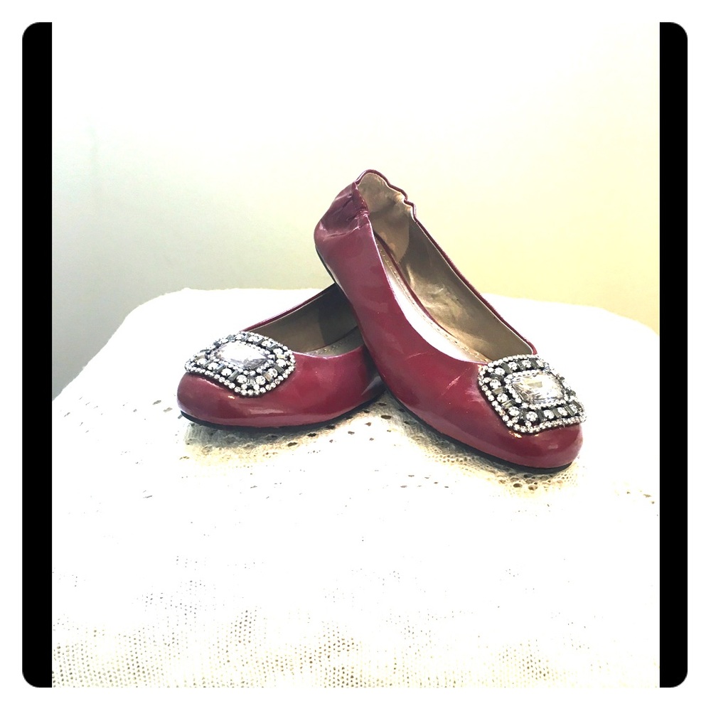 Perfect condition Adrienne Vittadini flats