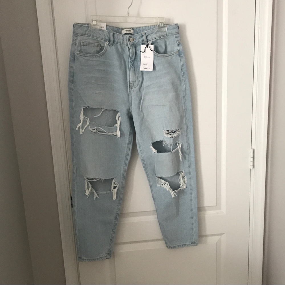 Forever 21 distressed boyfriend jeans!