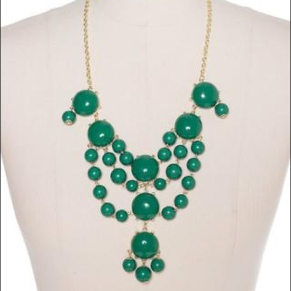 NWT Green Chandelier Bubble Necklace & Earrings