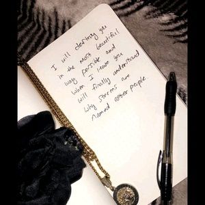 Meet your Posher, Latoya