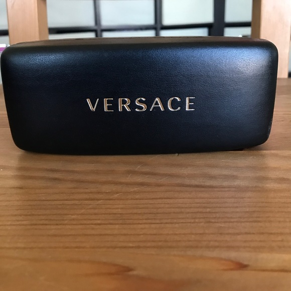 Versace glasses and case - Picture 3 of 3