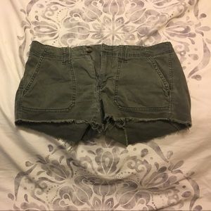 American Eagle Cargo Shorties
