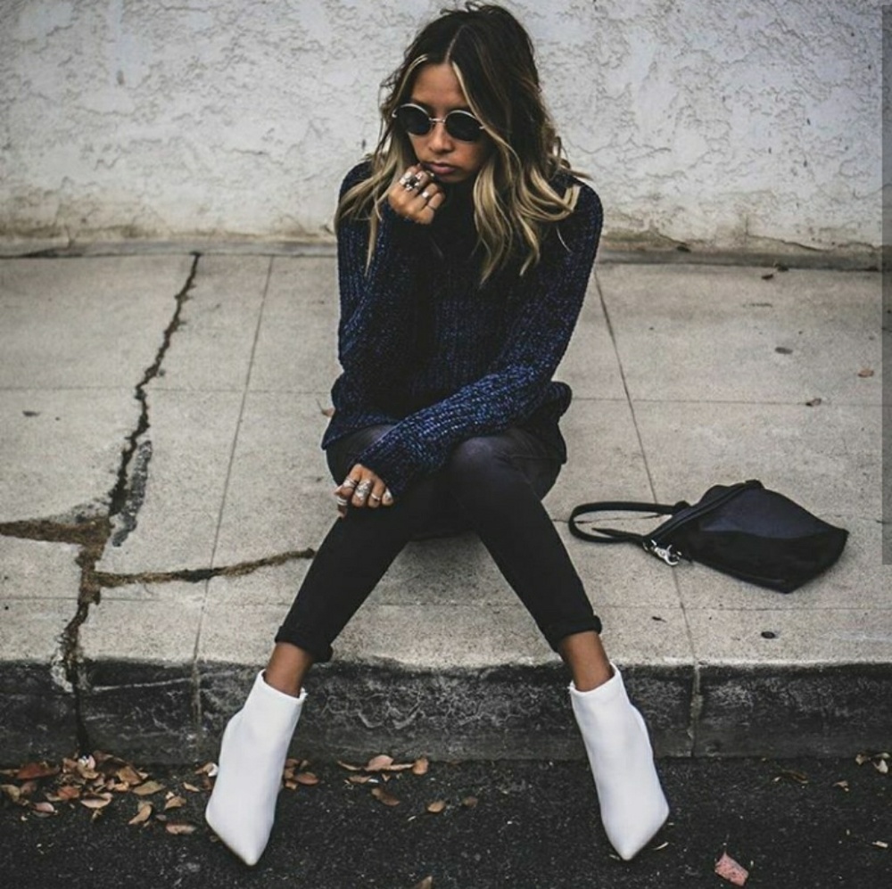 LAST PAIR!!//The Portia// White low heel bootie - Picture 2 of 4