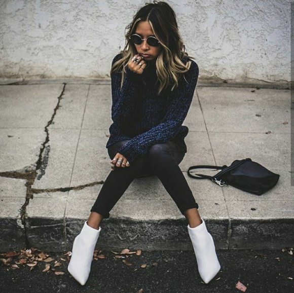 LAST PAIR!!//The Portia// White low heel bootie - Picture 2 of 4