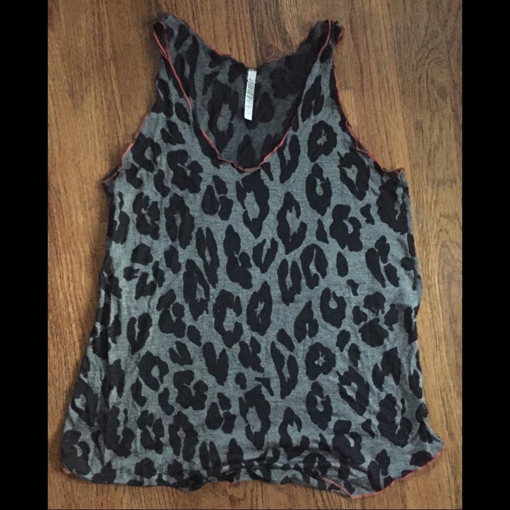 Black and grey cheetah print tank