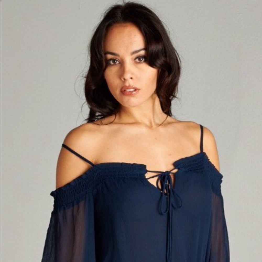 Navy balloon sleeve top Last one!