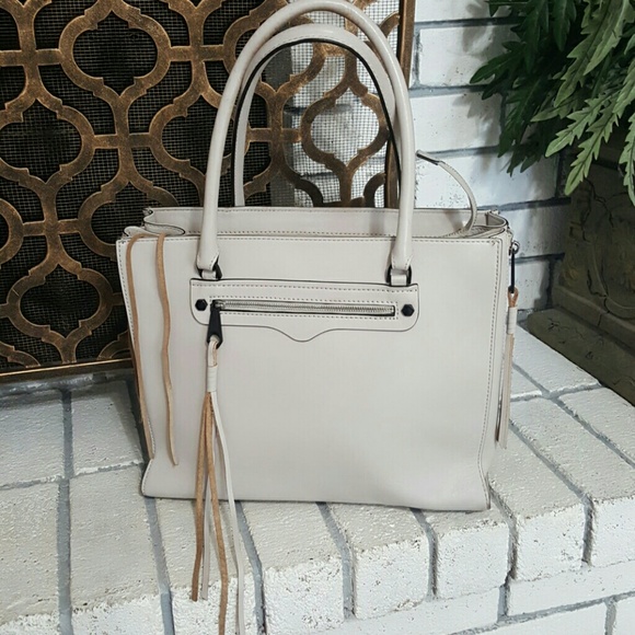 Rebecca Minkoff Handbags - Rebecca Minkoff Side Zip Regan Tote bag