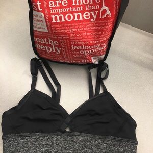 *Must sell* Lululemon women's bra size 4