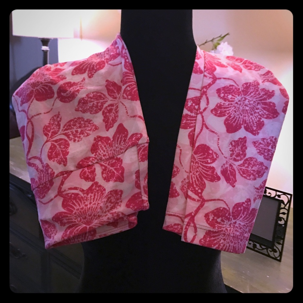 Brand new lularoe OS leggings pink floral