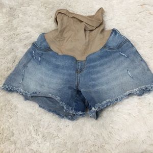 Jessica Simpson Maternity shorts
