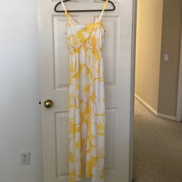Yellow & white Ann Taylor Loft maxi dress with white chiffon layer underneath. - Picture 3 of 4