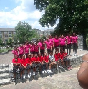 Meet your Posher, Lamaya