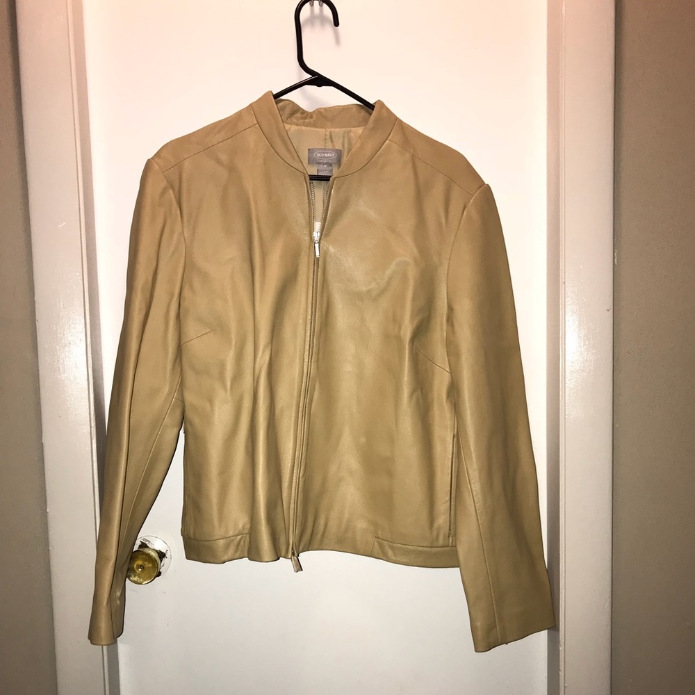 Leather jacket - Picture 2 of 8