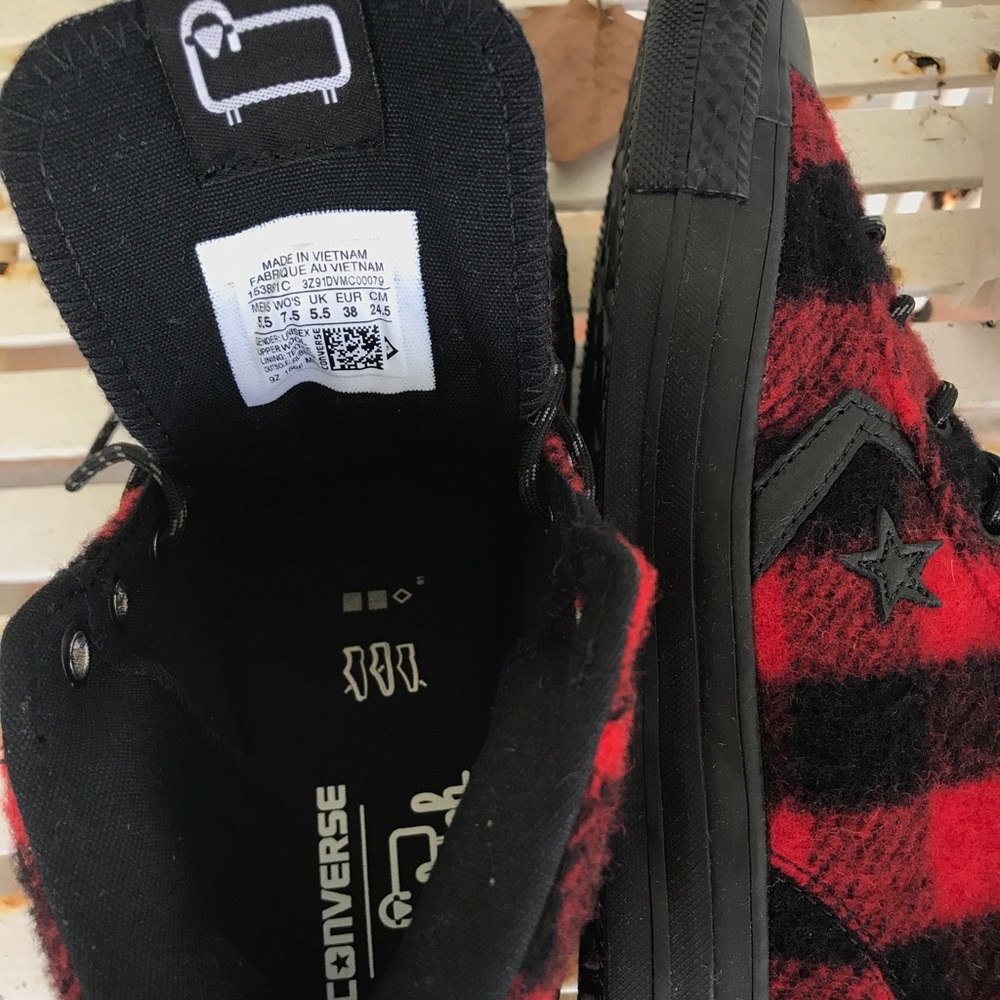 NWT Converse & Woolrich Ctas Player Black/Red AUTH - Picture 6 of 8