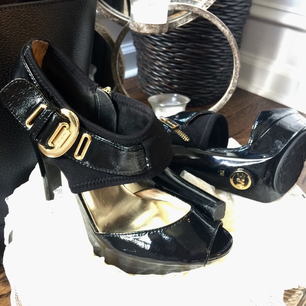 Micheal Kors Black Platform Heels