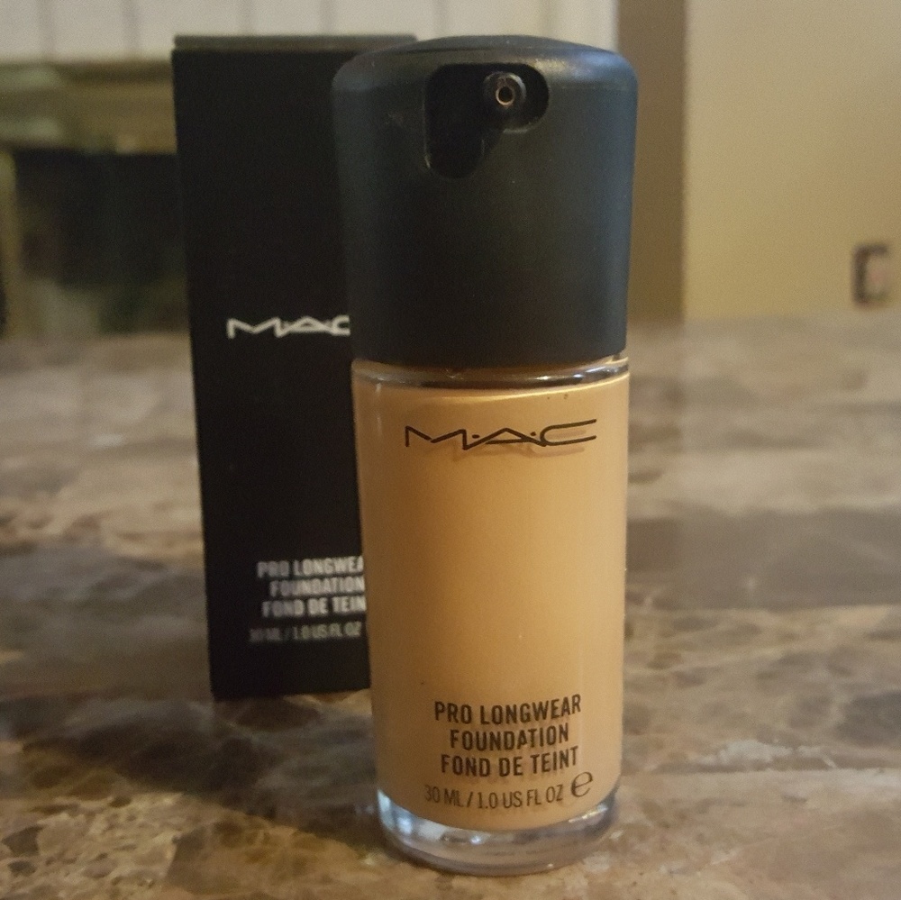 NC35 pro longwear *SOLD*