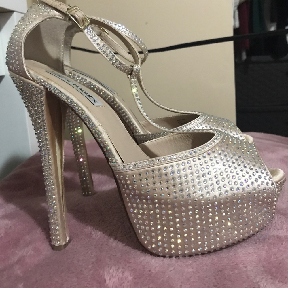 Steve Madden Glitter pumps
