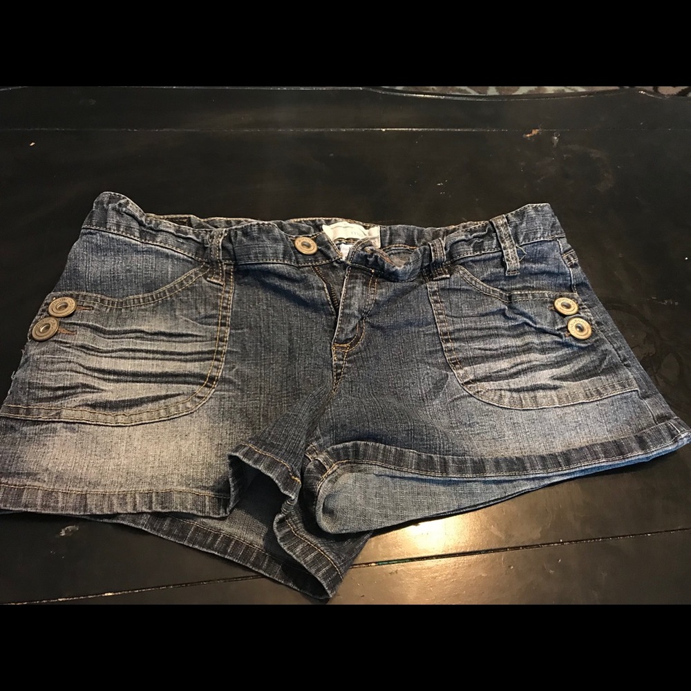 Maurice’s shorts