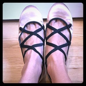 Marc Jacobs Light pink ballet inspired flats