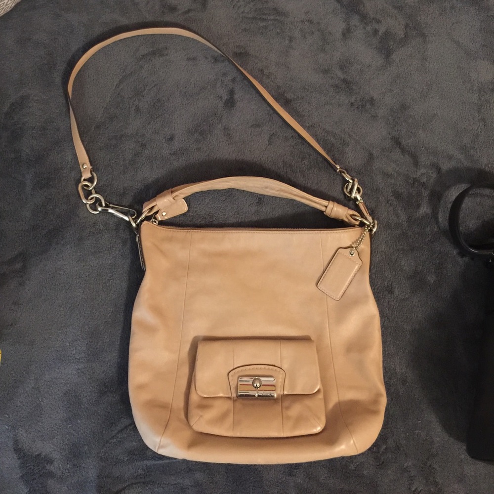 Coach Beautiful Light Tan-PRICE FIRM