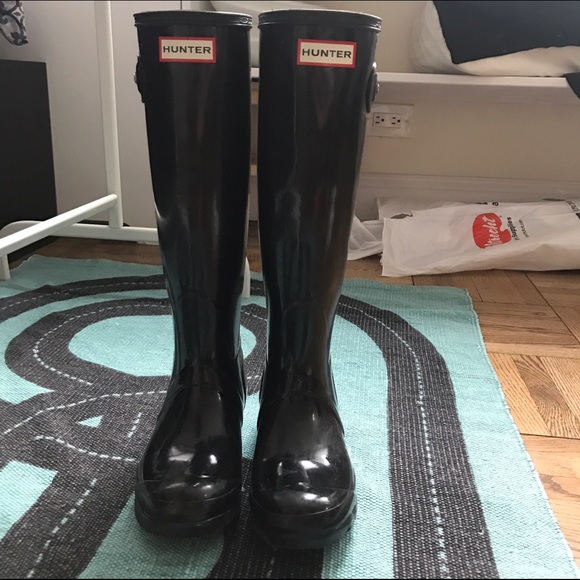 Hunter tall gloss rain boots - Picture 2 of 4