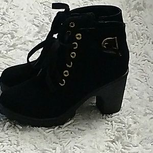 Chunky heel boots