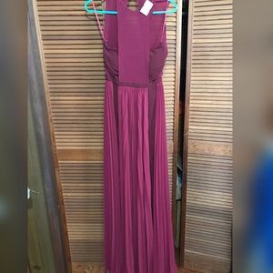 NWT Fashion Nova Khaleesi Dress, Wine, Size small