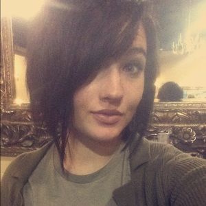 Meet your Posher, Samantha