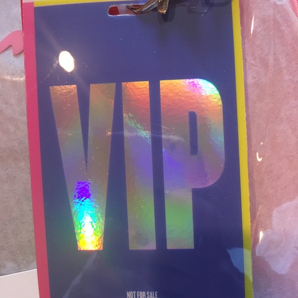 Lady Gaga Joanne World Tour Backpack and Pass USB - Picture 2 of 4