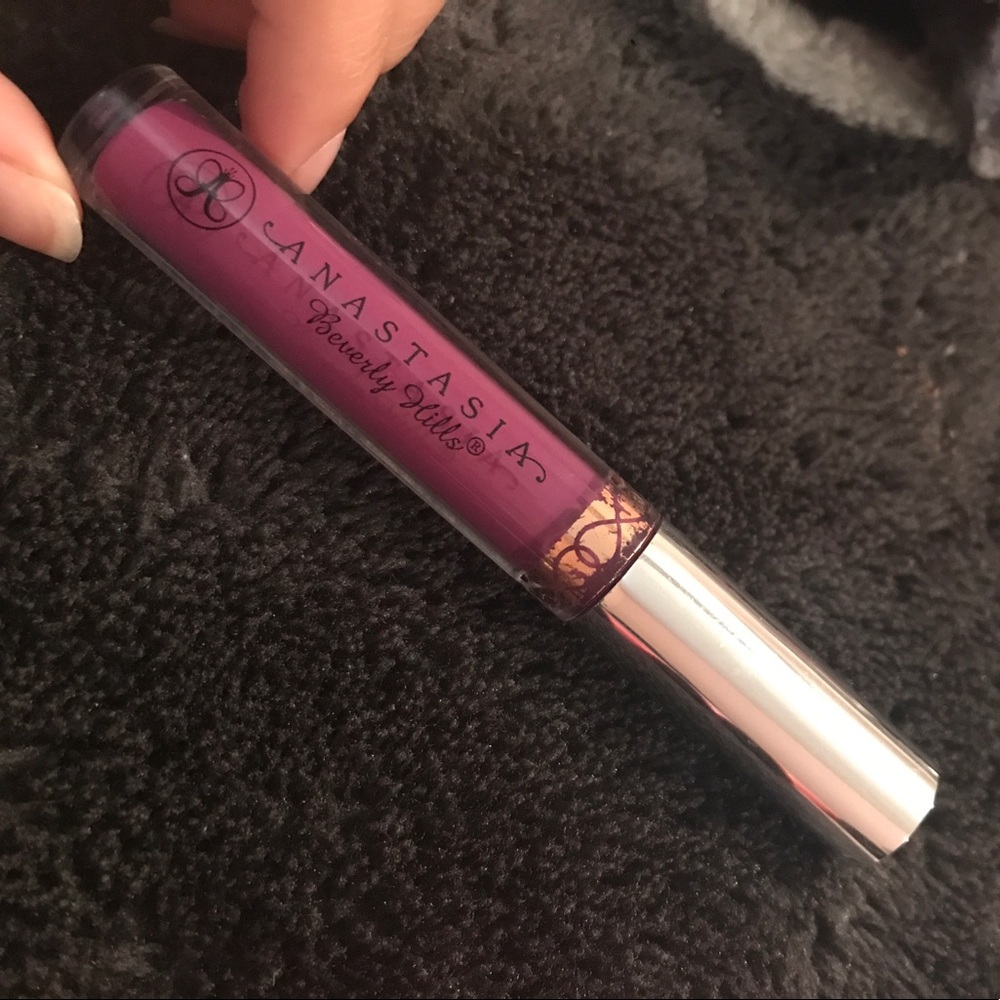 Anastasia Beverly Hills liquid lipstick