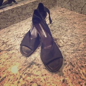 Donald Plane Brown Ankle Strap Heels, Size 8.5