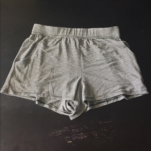 NORDSTROM HIGH WAISTED STRIPED SHORTS - Picture 1 of 6