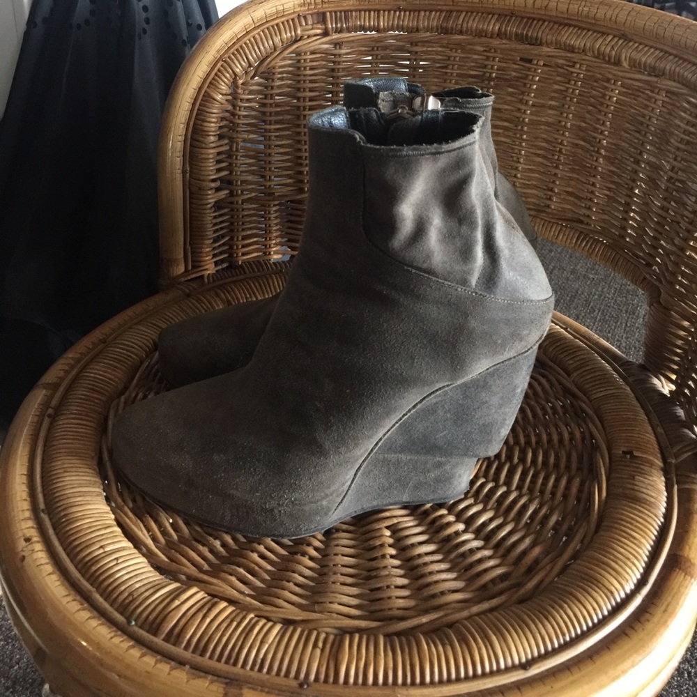 Green/grey wedge ankle boots from Helmut Lang