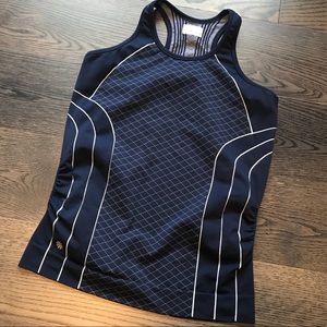 Athleta Finish Fast Tank - size XL